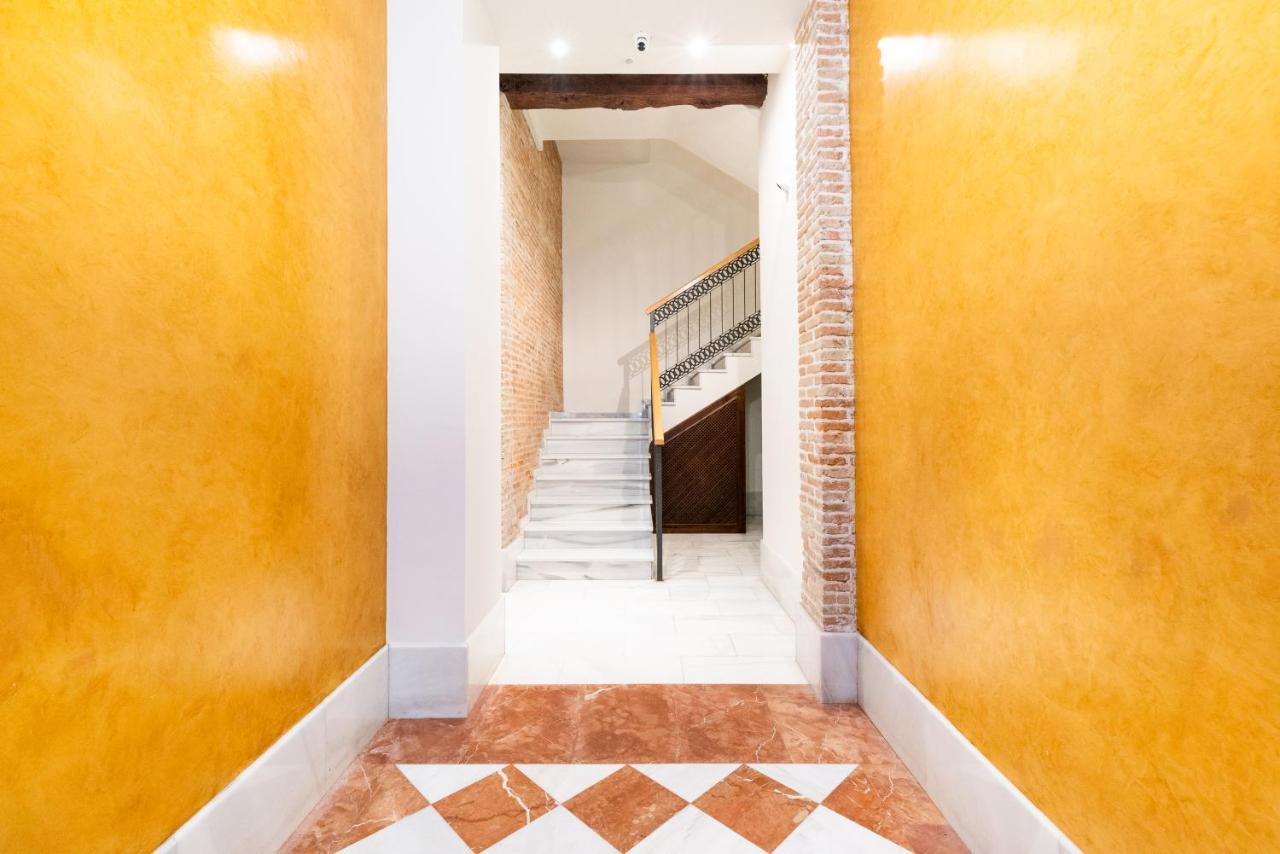 Piso Junto A Mercado De San Agustin Y Catedral En Гранада Екстериор снимка